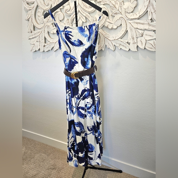 Donna Karan Dresses & Skirts - NWT Donna Karan Classy Linen Dress with Blue and White Floral Design Size 10